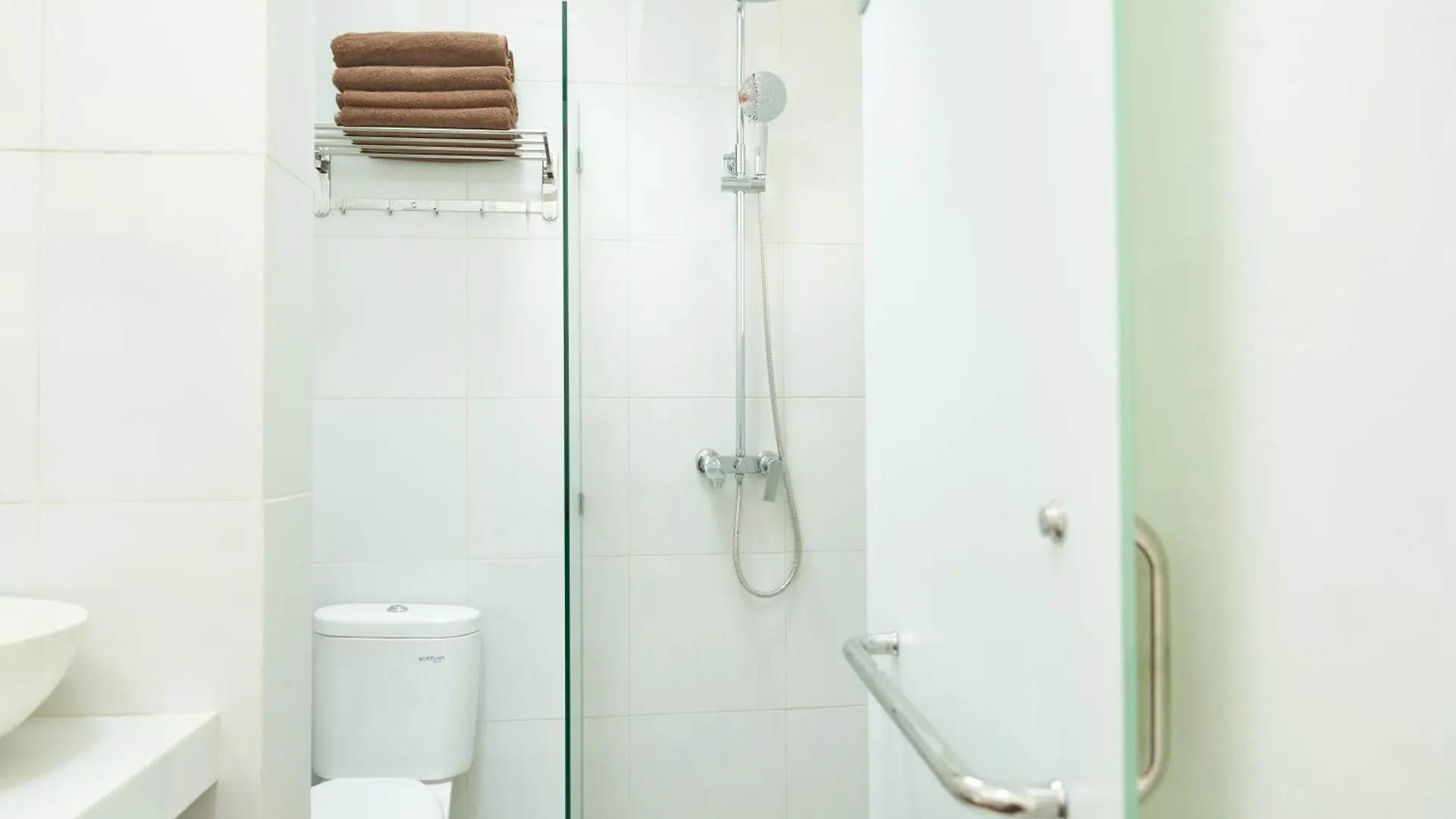 Apartment Motel Molly Boutique Rooms Seminyak Indonesia